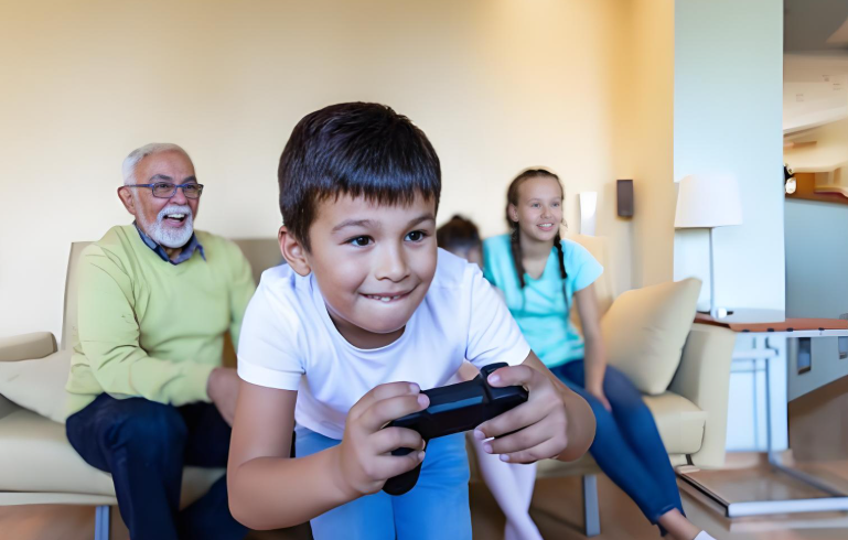 老外玩游戏被公司同事嘲讽长不大 郁闷求助网友