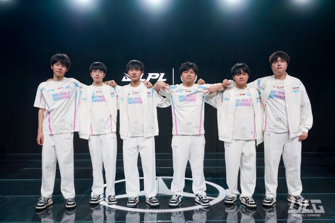 唯一没输过LCK！《英雄联盟》S赛一号种子BLG战队16强发文道歉
