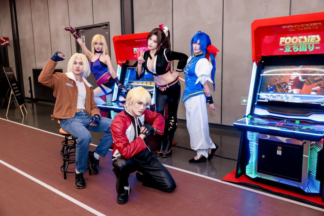 SCS 2025年度总决赛圆满落幕！选手M’、XiaoHai分获总冠军