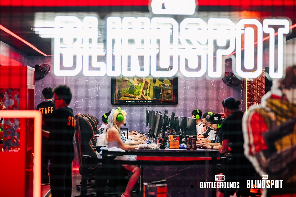 PUBG成功降落BW，现场精彩回顾