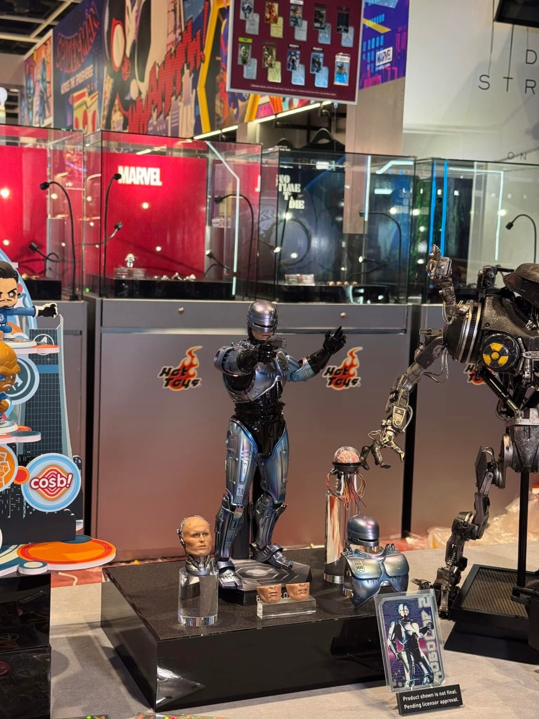 中国香港动漫电玩节开幕 PlayStation展台性感小姐姐吸睛