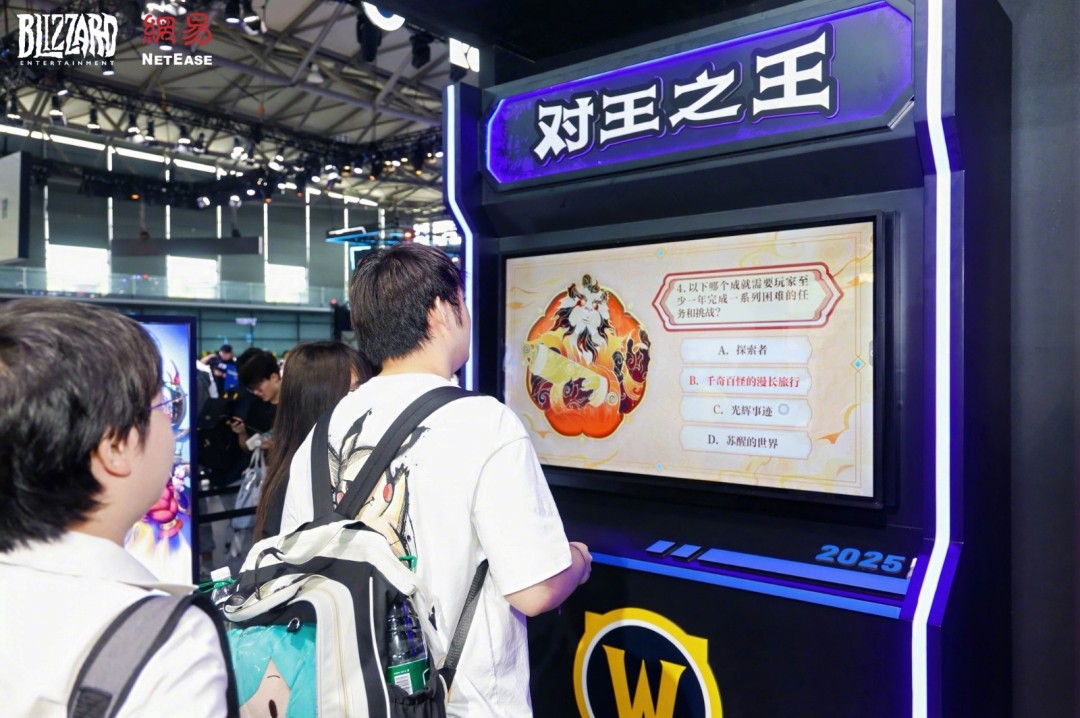 28.8万元送到家！暴雪在CJ现场展示2米高巫妖王雕像