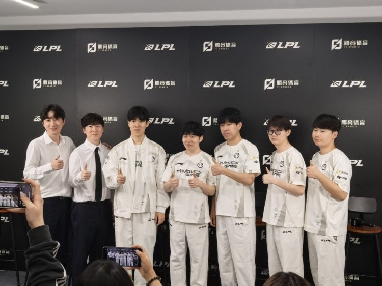 复刻1557？iG锁定LPL四号种子晋级S15首战对决T1!