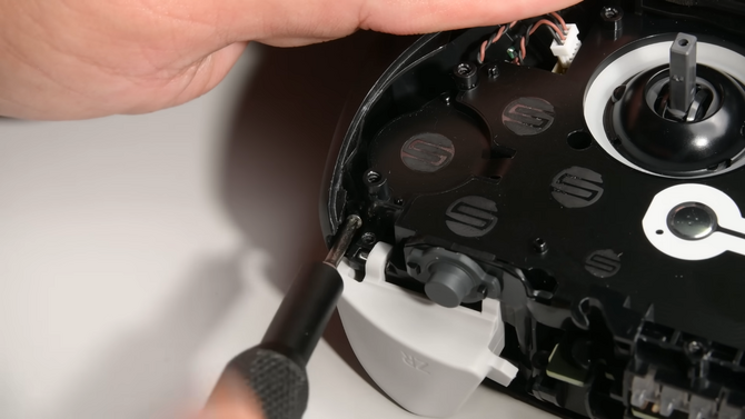 技术男彻底拆解任天堂NS2Pro手柄 印证了仍难逃漂移风险