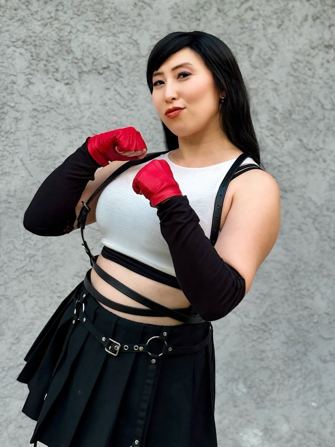 《羊蹄山之魂》女主演员Cos蒂法 喜欢她的造型吗？ 