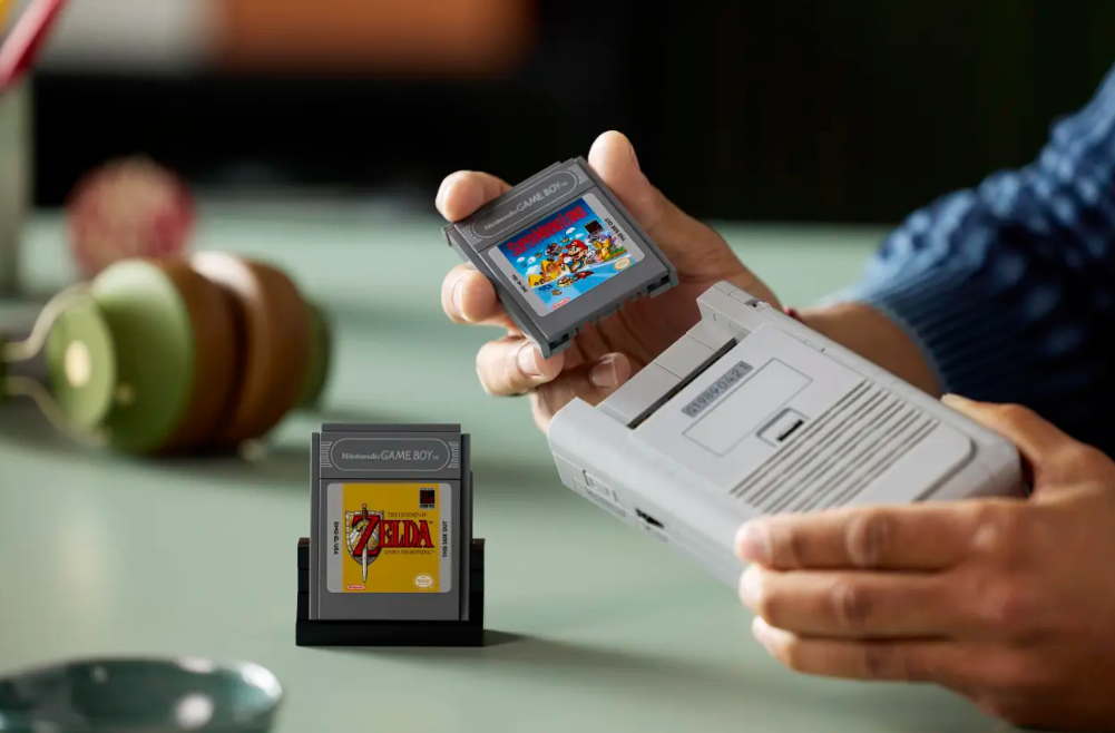 乐高推出任天堂初代GB掌机组件 完全还原几可乱真