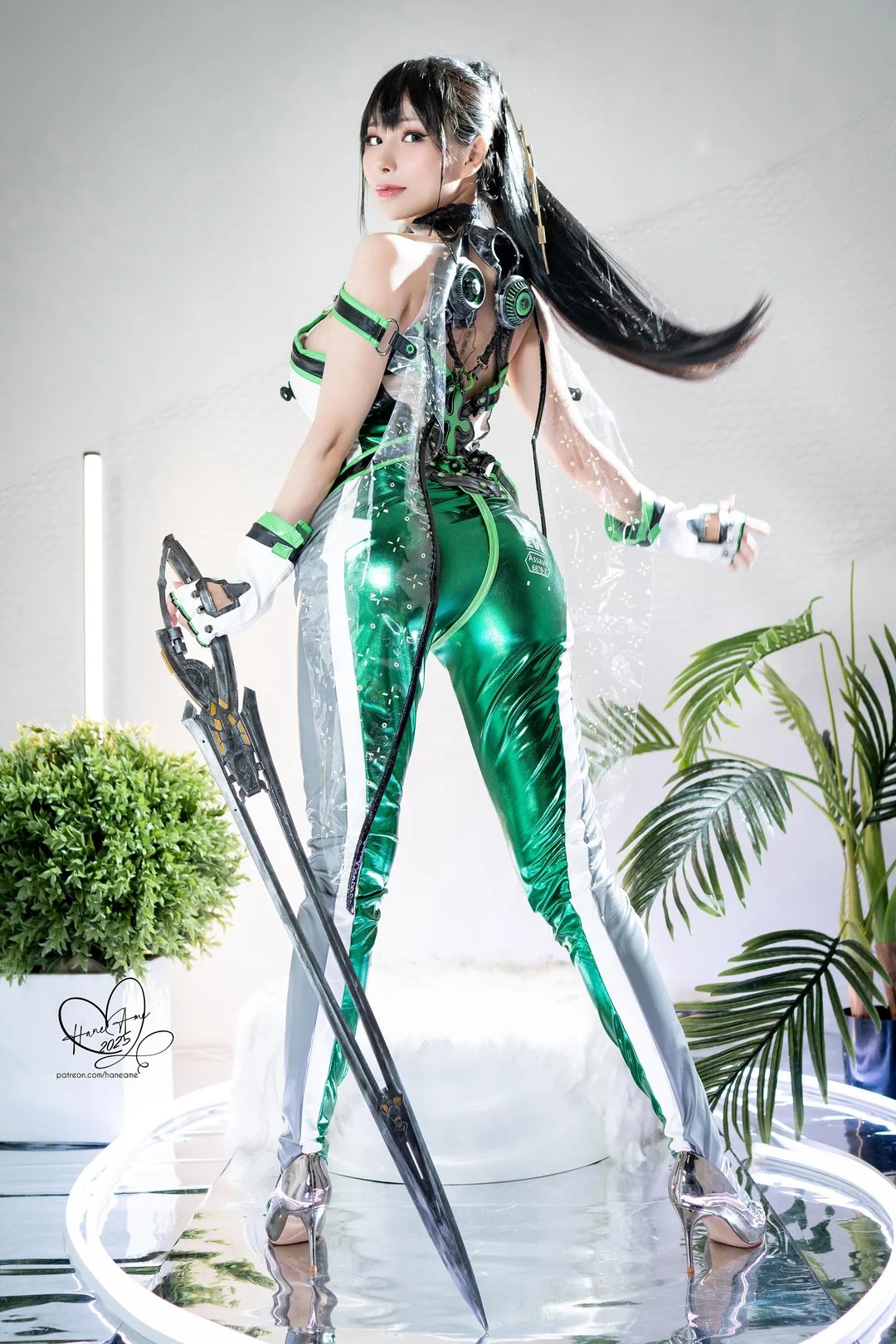 《剑星》社区惊现神级COS 身材火辣仿若伊芙跳出屏幕