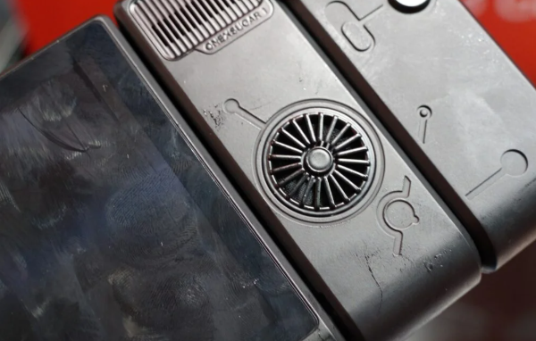 日厂展示创意掌机ONEXSUGAR Switch风与DS风秒变融合