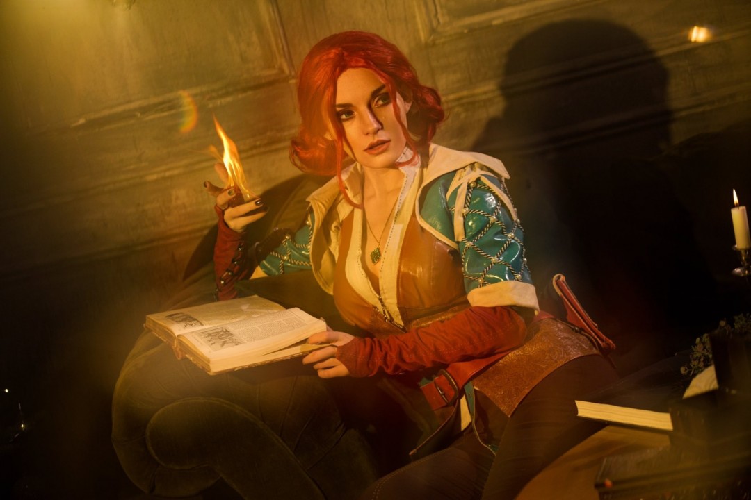 专业到位！《怪物猎人：荒野》性感NPC Gemma Cosplay