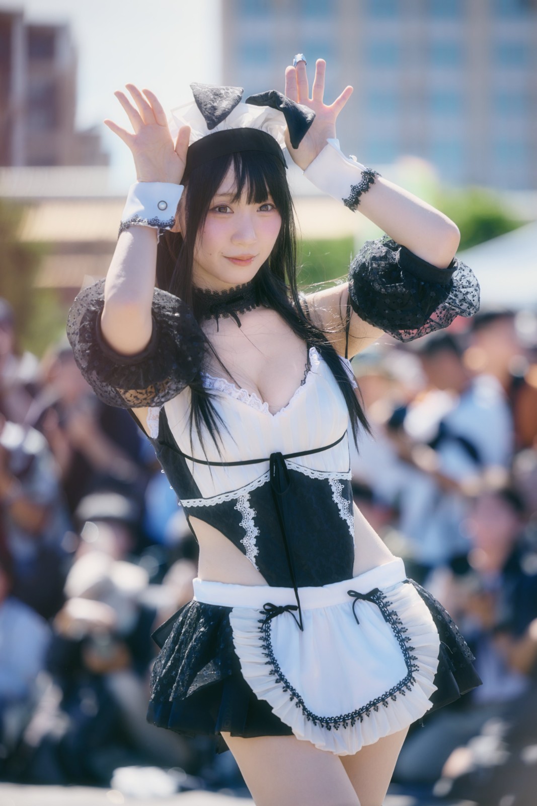 日本美女Coser伊织萌搞丢相机 担心私密照片流出