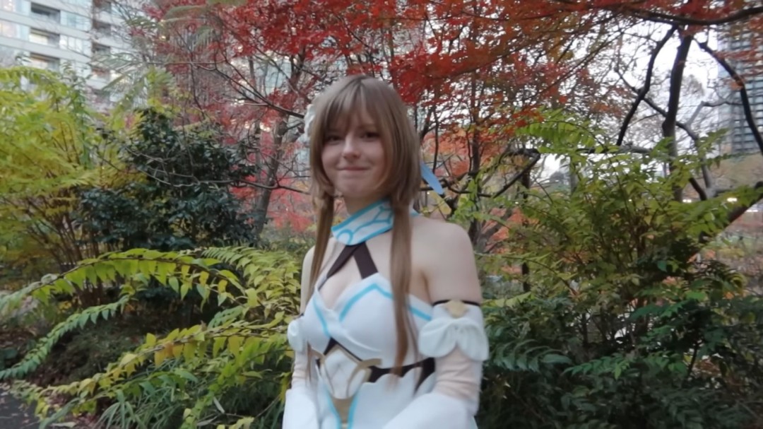 《生化4RE》艾什莉脸模新COS照！化身《原神》荧妹