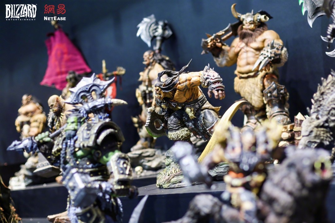 28.8万元送到家！暴雪在CJ现场展示2米高巫妖王雕像