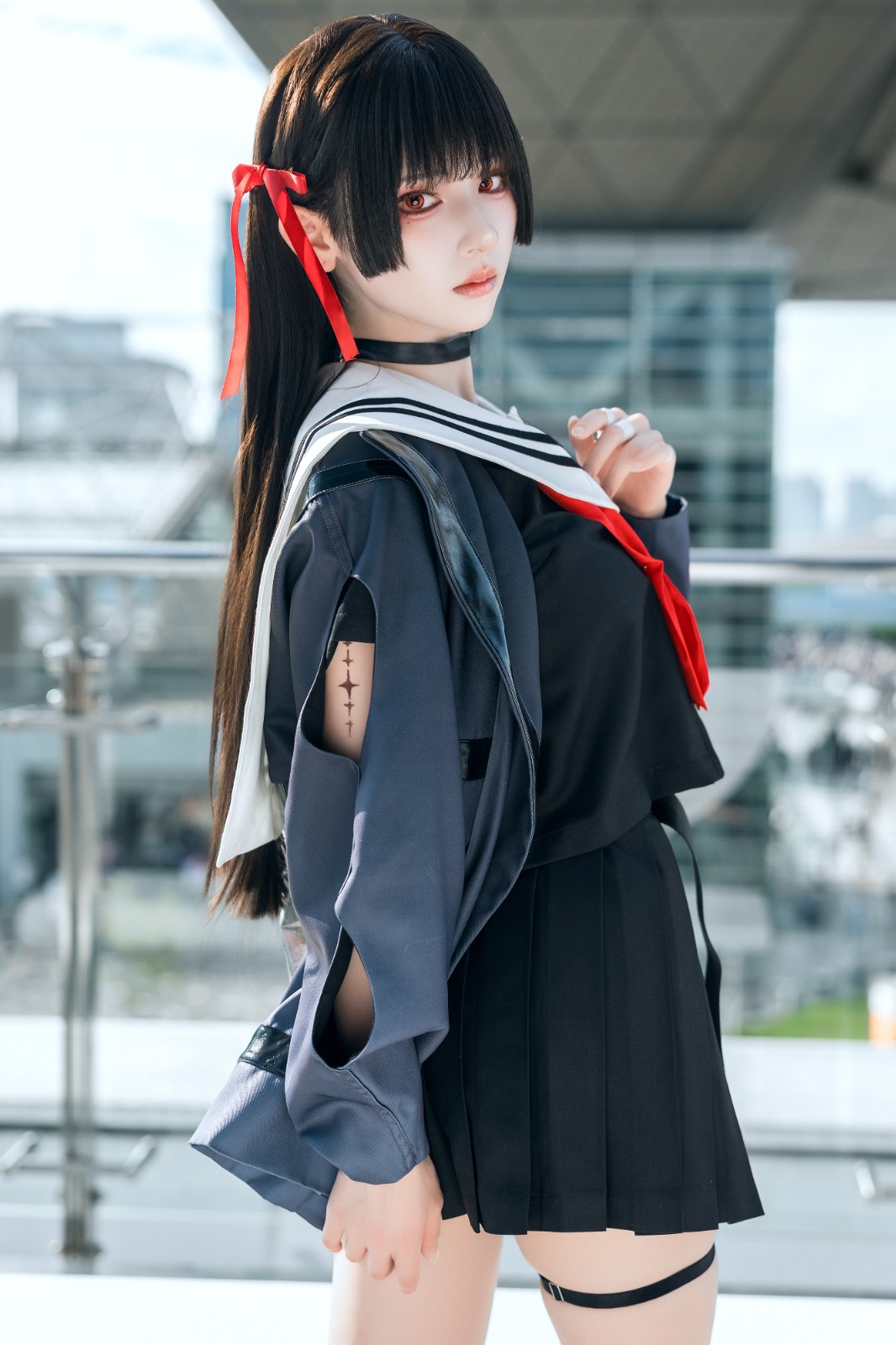 《生化危机》艾达王COS美照 黑丝大腿超性感！