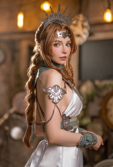 还原度极高！ 阿什莉体模cos《最终幻想7》爱丽丝