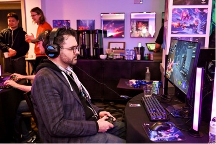 国产新作《矩阵：零日危机》破圈GDC，线上线下掀起老外试玩热潮