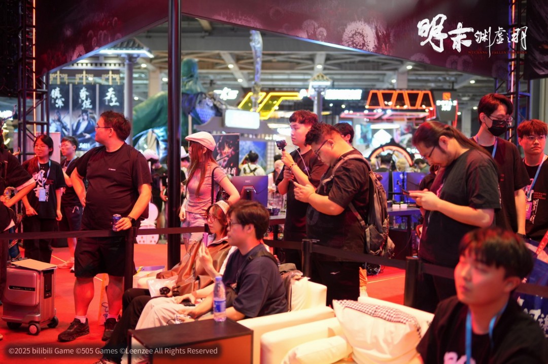 《明末：渊虚之羽》BW现场图 美女Cos女主无常人气足