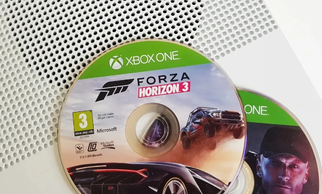 时代的眼泪？Xbox放弃销售实体光盘引争议