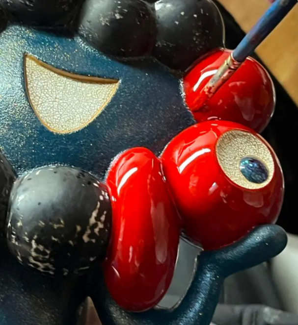 大阪世博会公开天价脉脉吉祥物漆器 165万日元顶尖邪神