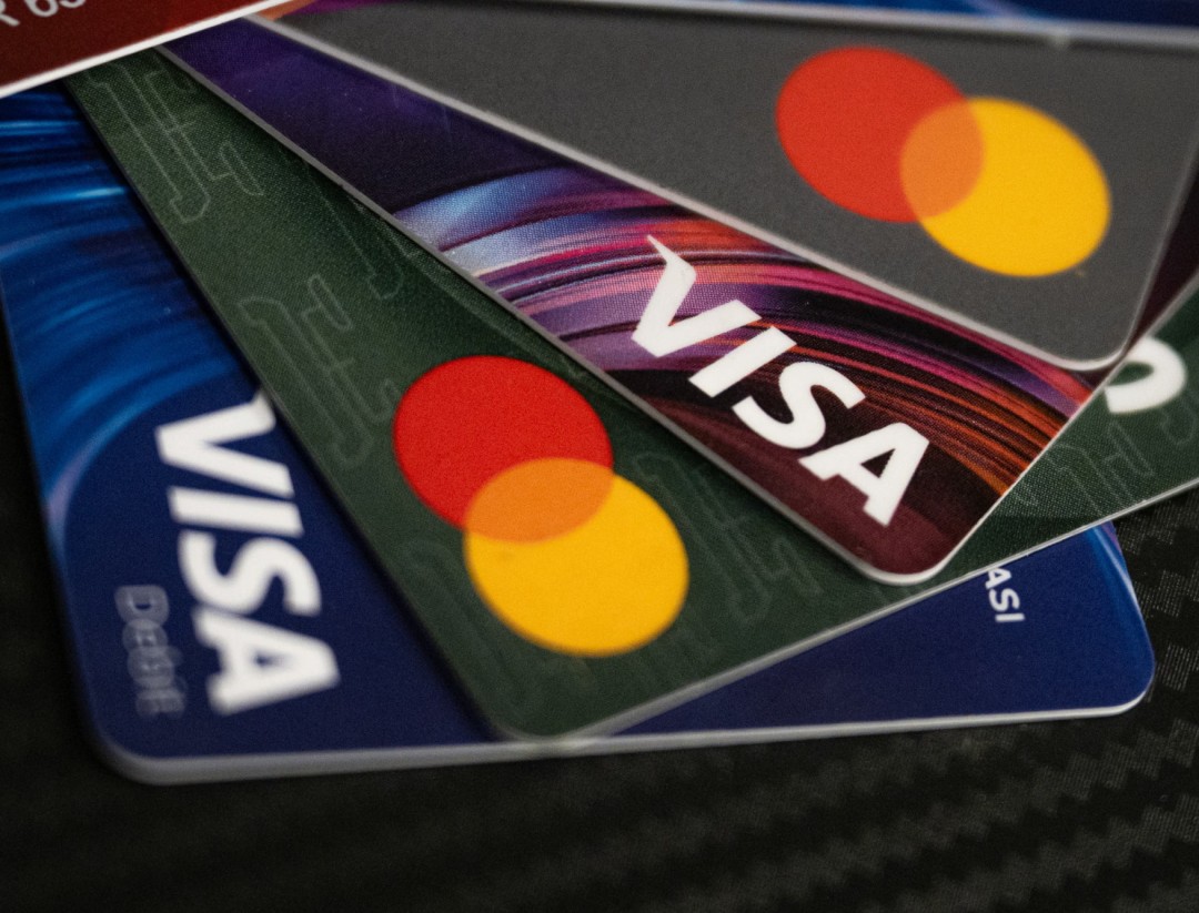 Visa和万事达遭大量玩家抵制 股价出现大幅度下滑、万事达否认审查游戏