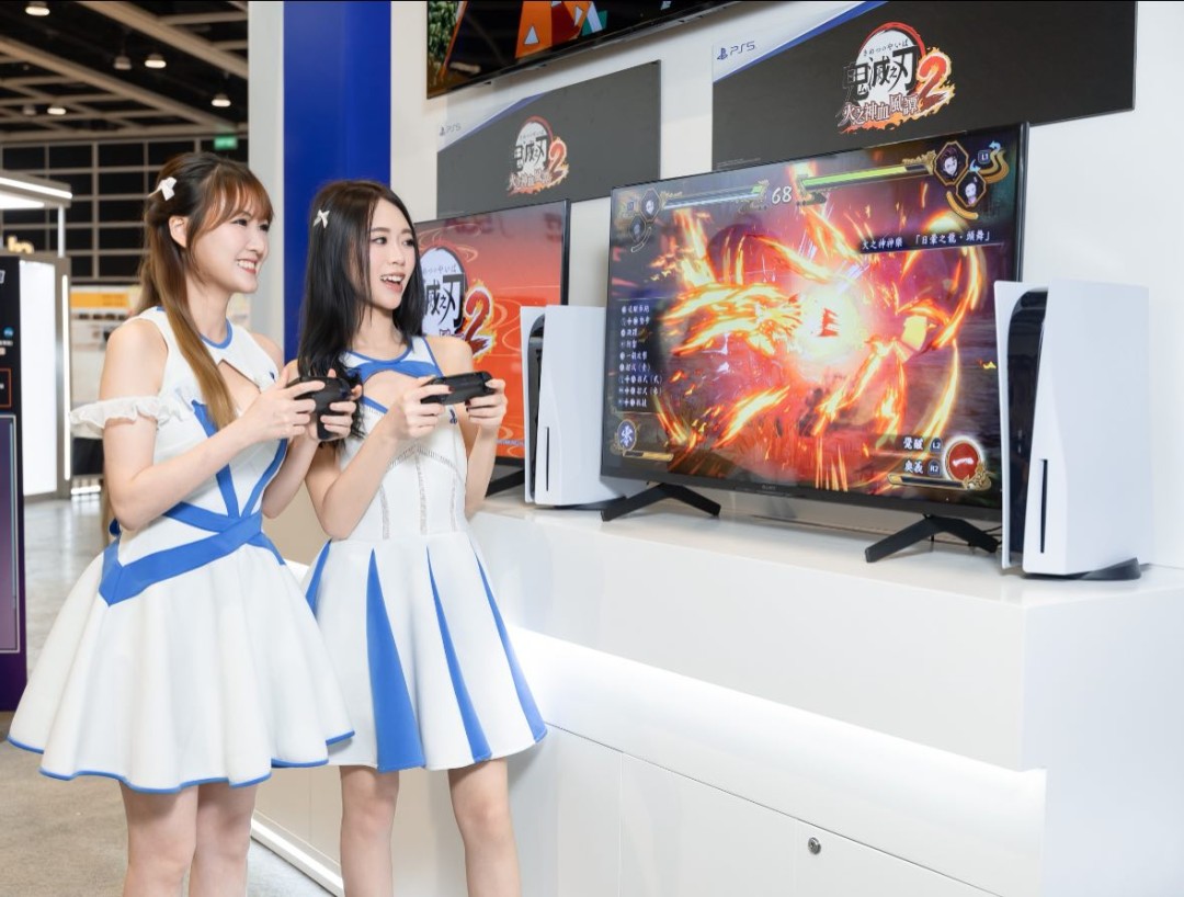 中国香港动漫电玩节开幕 PlayStation展台性感小姐姐吸睛