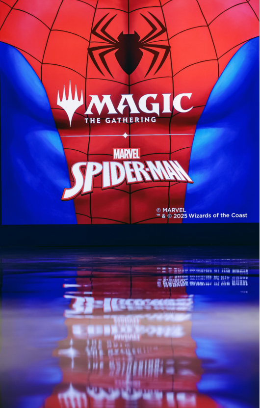 万智牌与蜘蛛侠的联动卡画展现已在上海开幕