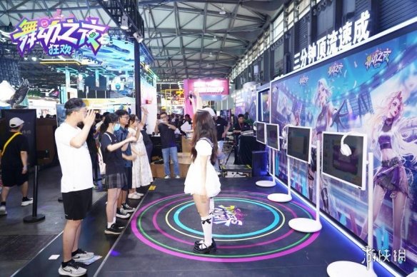 【CJ火爆直击】《舞动之夜：狂欢》展台燃爆ChinaJoy 2025！人潮、热舞、游戏，根本停不下来