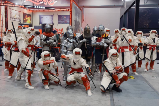 《超级忍 反攻的斩击》参展核聚变 白衣忍者突袭现场