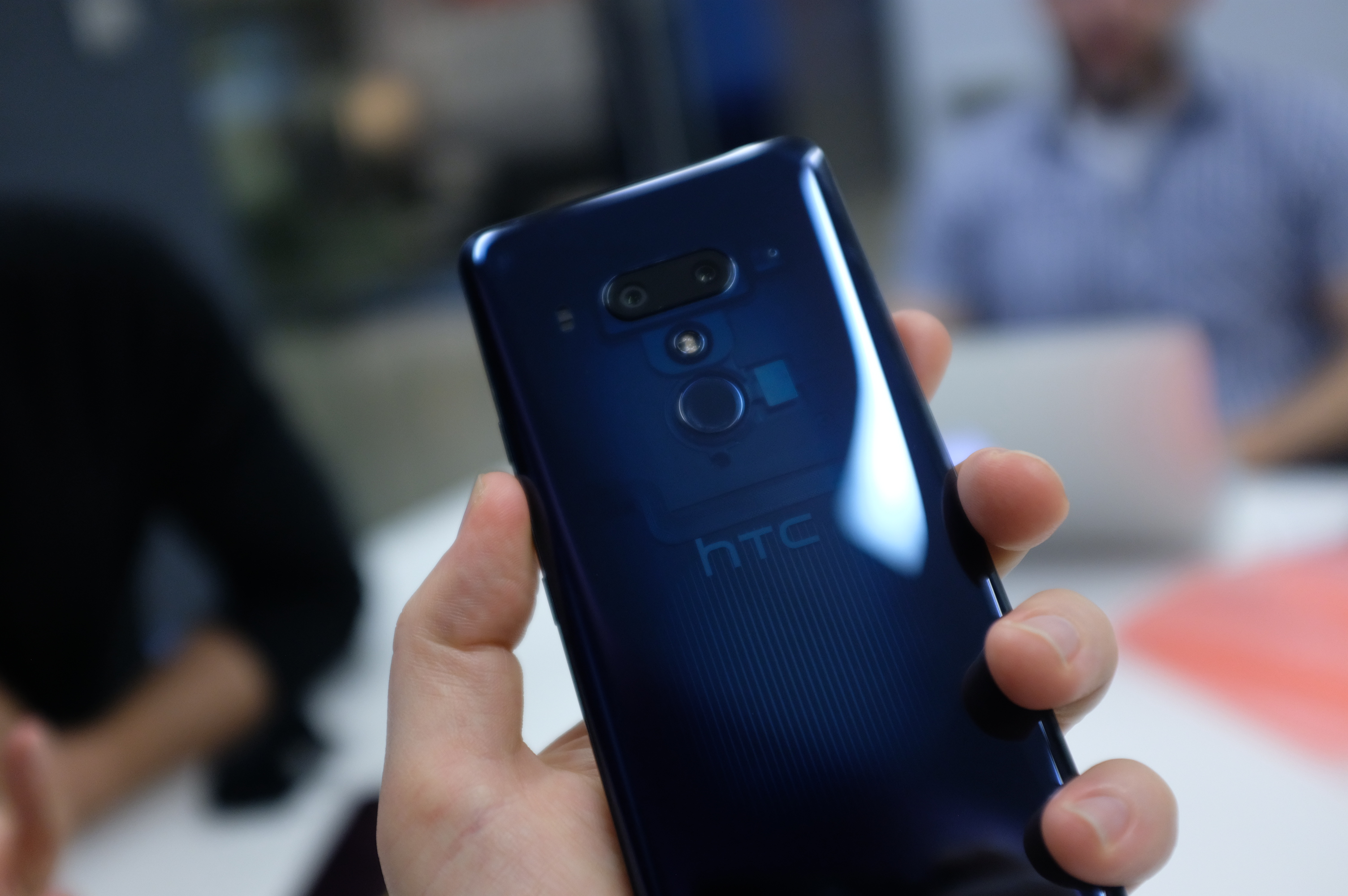 HTC U12+