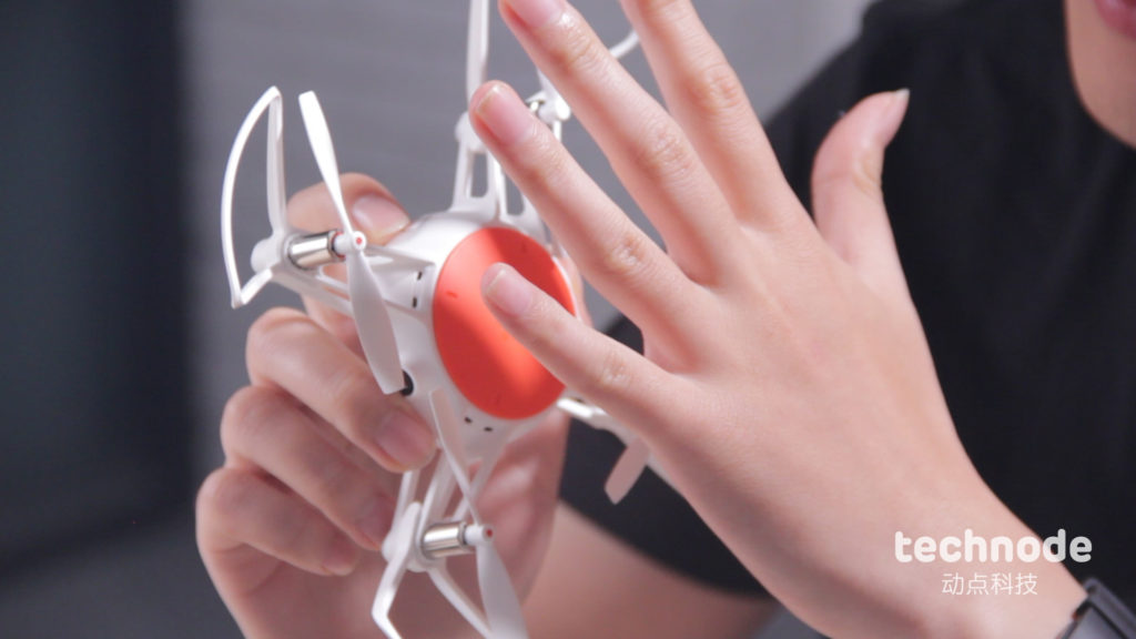 米兔遥控小飞机评测