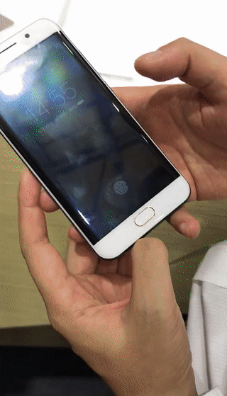 Vivo 屏下指纹辨认 手机