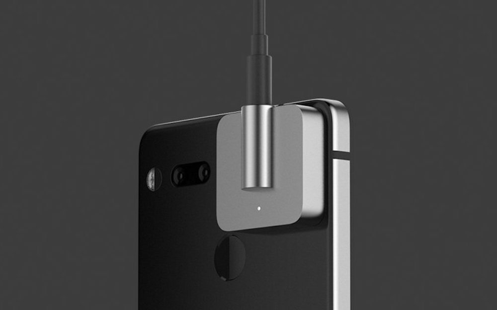 Essential 发布了一款古怪的耳机插孔配件