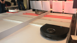 试验为Neato和同类机器人在障碍物上的越野才能比照