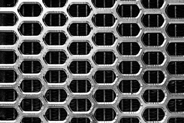 金属-团簇镀层复合材料