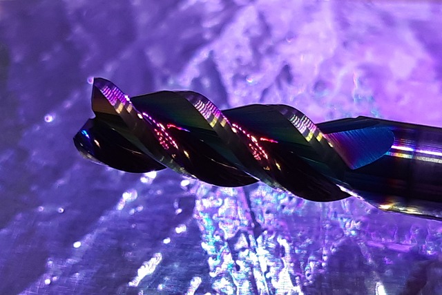 因科镍合金在半导体设备腔体中的耐腐蚀应用