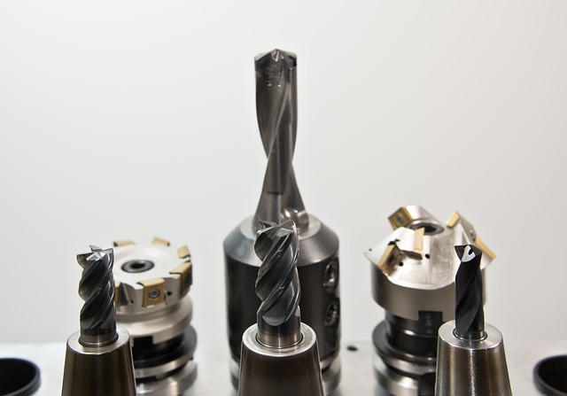 锶钡钽酸盐铁电材料