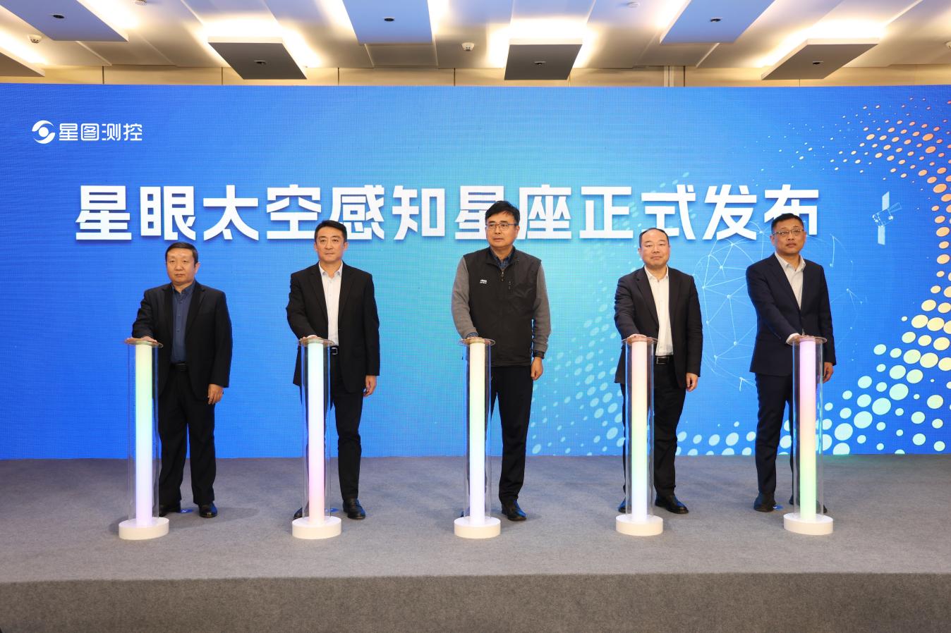 近地轨道“拥堵”加剧，谁来守护太空安全？